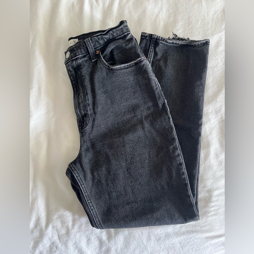 Abercrombie & Fitch Ultra High Rise Ankle Straight Jeans